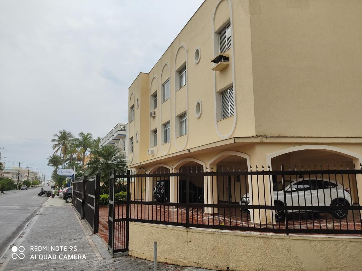 Ap Brunella Enseada Apartment